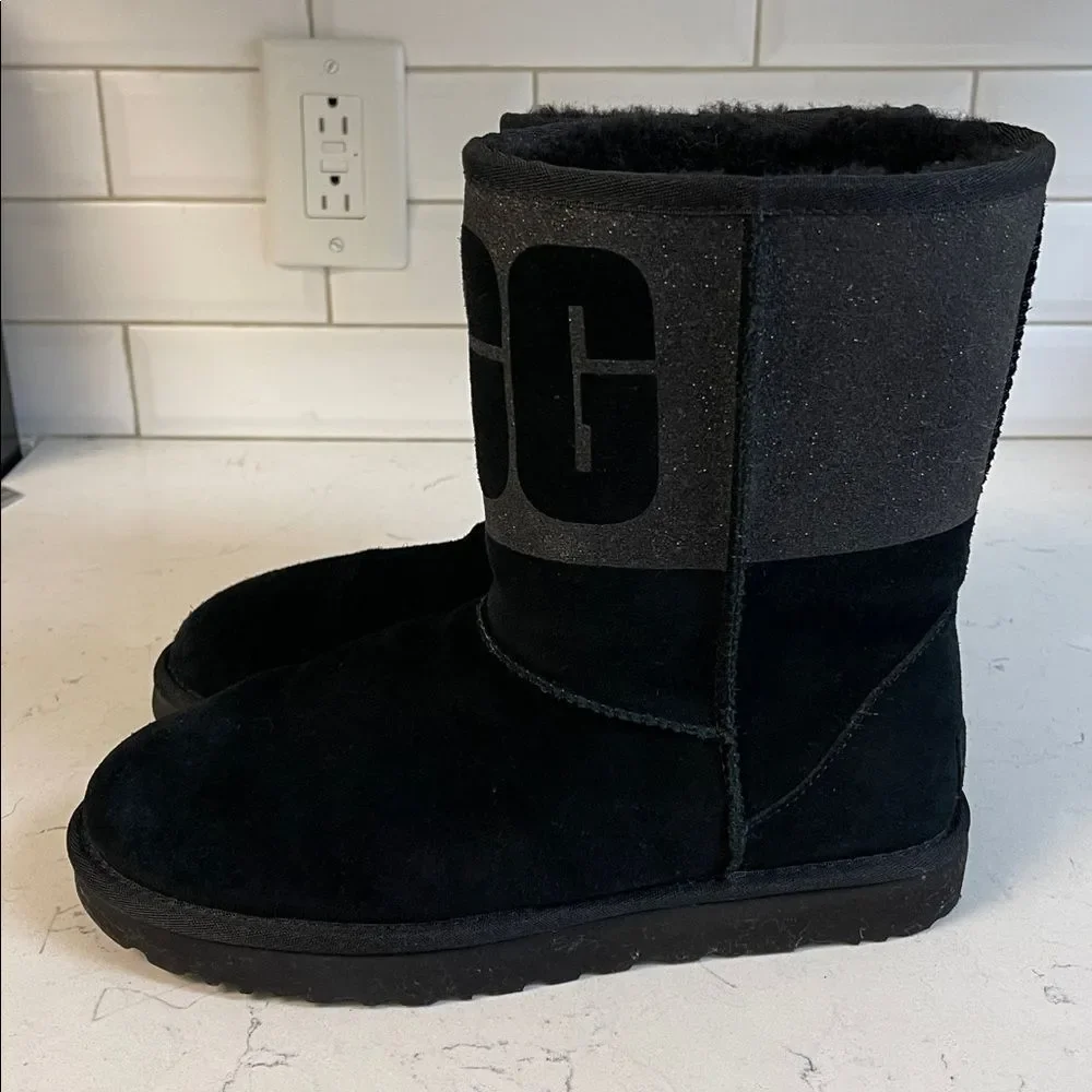 UGG Women's Classic Short Boot - Sparkles Size 9 - Black